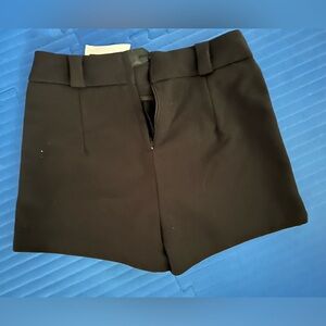 New with tags Women black linked. H&M shorts size 6